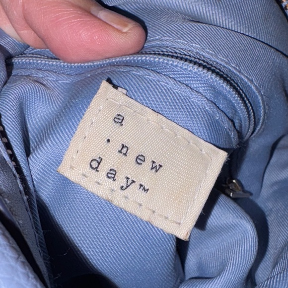A New Day Light Blue Shoulder Bag - Picture 3 of 3